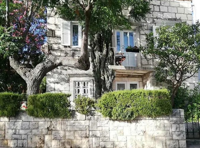 דירה Vista